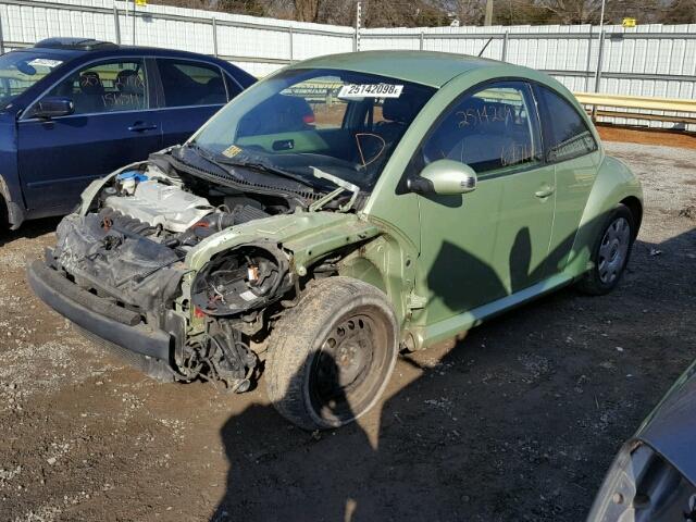 3VWPG3AG3AM002280 - 2010 VOLKSWAGEN NEW BEETLE GREEN photo 2