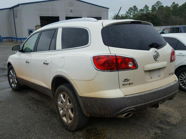 5GALRCED1AJ128261 - 2010 BUICK ENCLAVE CX WHITE photo 3