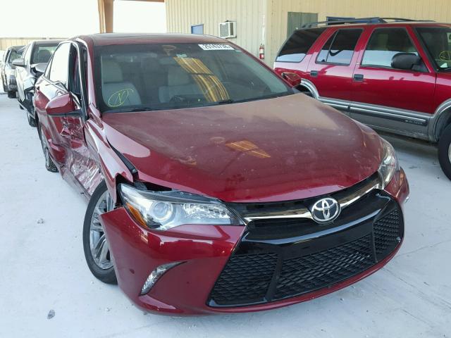 4T1BF1FK2GU542222 - 2016 TOYOTA CAMRY LE RED photo 1