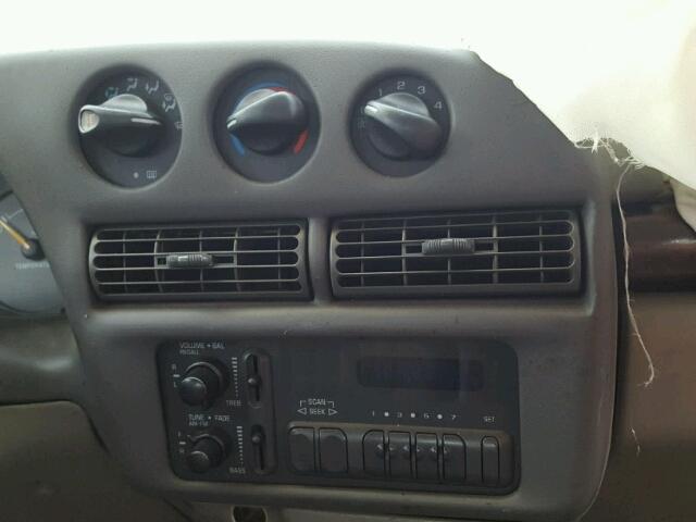 2G1WL52M5W9313065 - 1998 CHEVROLET LUMINA BAS თეთრი ფოტო 9