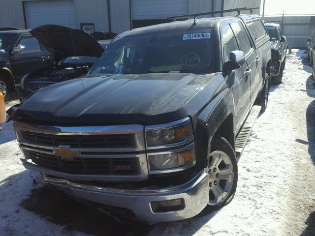 3GCUKRECXEG137677 - 2014 CHEVROLET SILVERADO BLACK photo 2