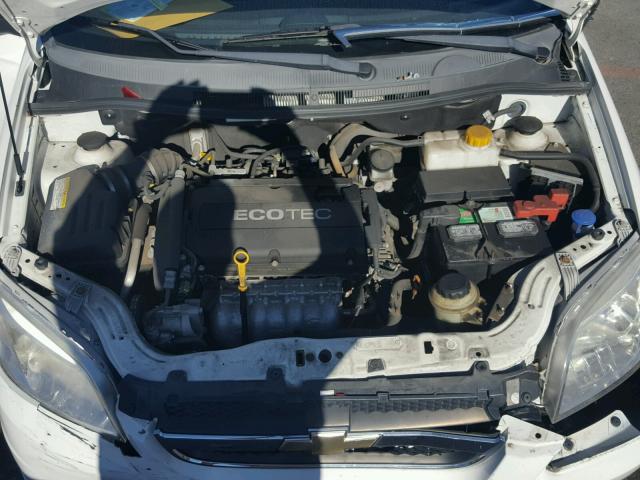 KL1TD56E29B310208 - 2009 CHEVROLET AVEO LS WHITE photo 7
