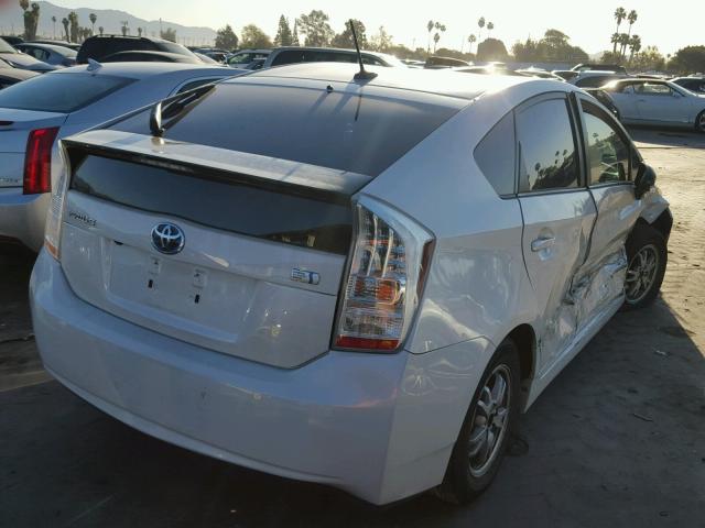 JTDKN3DU4B0291405 - 2011 TOYOTA PRIUS WHITE photo 4