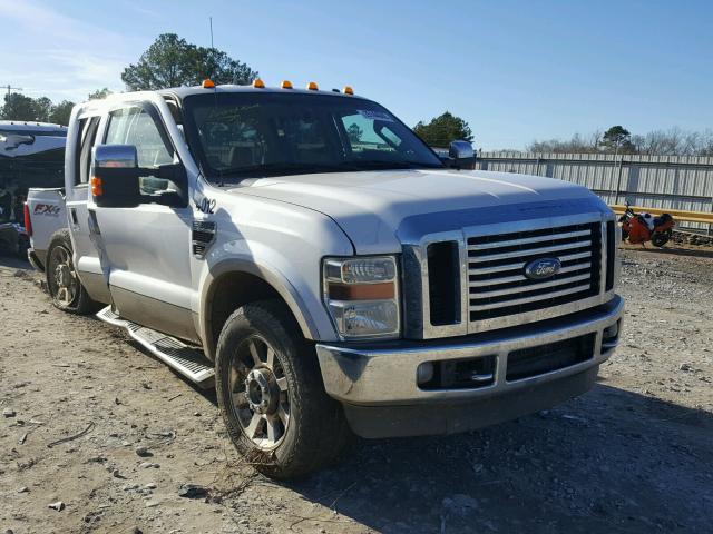 1FTSW2BR3AEA78906 - 2010 FORD F250 SUPER WHITE photo 1