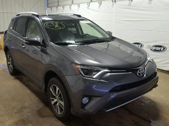 JTMWFREV5GJ069739 - 2016 TOYOTA RAV4 XLE GRAY photo 1