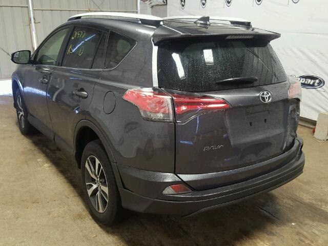 JTMWFREV5GJ069739 - 2016 TOYOTA RAV4 XLE GRAY photo 3