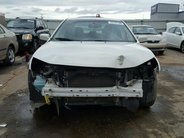 3FAHP0HA7AR208539 - 2010 FORD FUSION SE WHITE photo 9