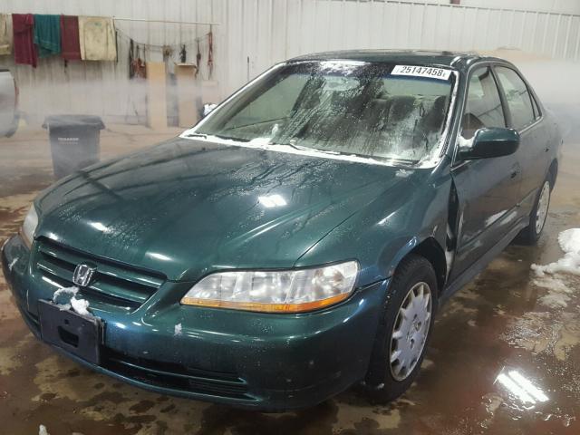 3HGCG564X2G708966 - 2002 HONDA ACCORD LX GREEN photo 2