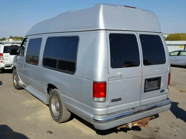 1FDPS24L71HB46869 - 2001 FORD ECONOLINE SILVER photo 3