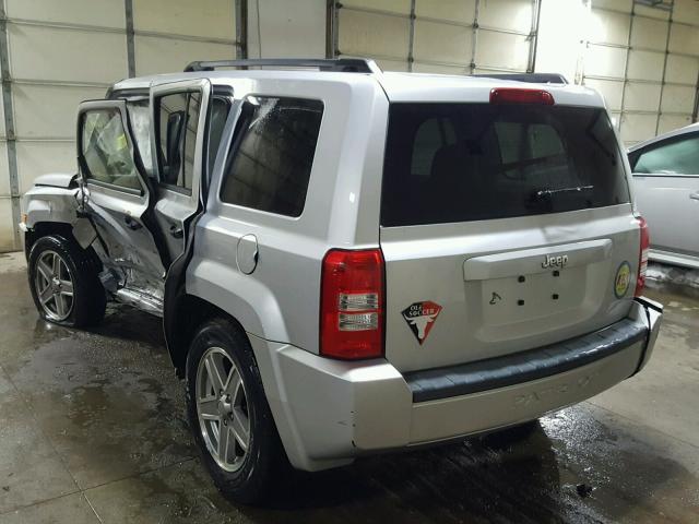 1J8FT28W18D706851 - 2008 JEEP PATRIOT SP SILVER photo 3