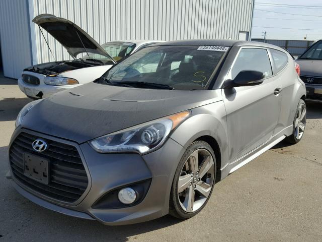 KMHTC6AE9FU222146 - 2015 HYUNDAI VELOSTER T GRAY photo 2