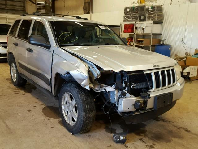 1J4HR48N55C627101 - 2005 JEEP GRAND CHER SILVER photo 1