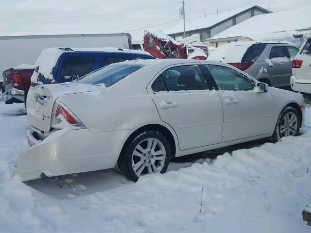 3FAHP081X9R129801 - 2009 FORD FUSION SEL WHITE photo 4