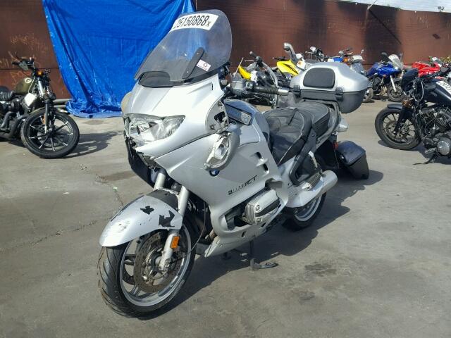 WB10499A72ZE87118 - 2002 BMW R1150 RT SILVER photo 2