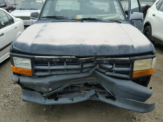 1B7FL26X0RW133255 - 1994 DODGE DAKOTA BLUE photo 7