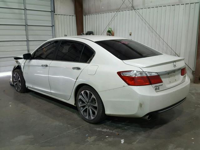 1HGCR2F54FA021715 - 2015 HONDA ACCORD SPO WHITE photo 3