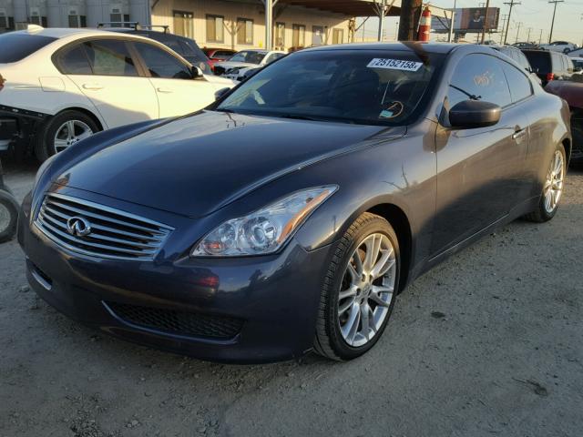 JNKCV64E78M105533 - 2008 INFINITI G37 BASE GRAY photo 2