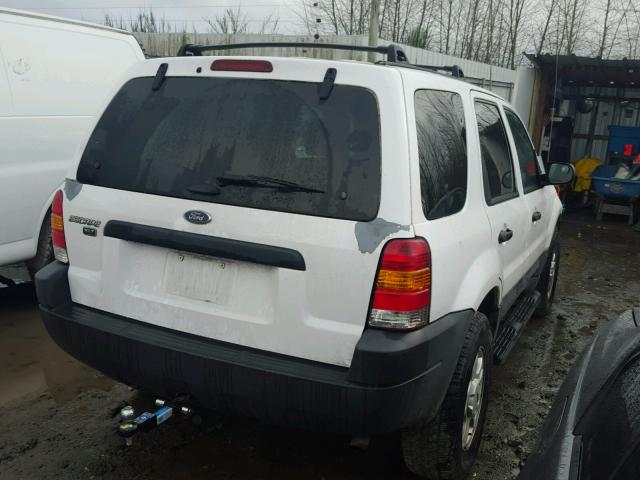 1FMCU93163KA52022 - 2003 FORD ESCAPE XLT WHITE photo 4