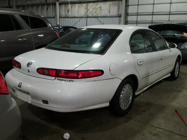 1MEFM50U3WG638613 - 1998 MERCURY SABLE GS WHITE photo 4