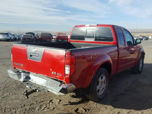 1N6AD06WX6C402942 - 2006 NISSAN FRONTIER K RED photo 4