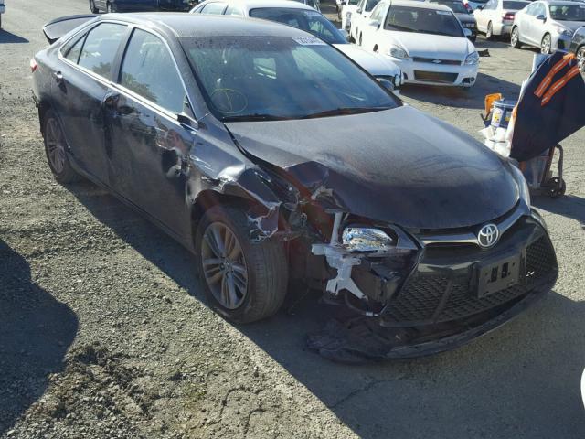 4T1BF1FKXFU035857 - 2015 TOYOTA CAMRY LE CHARCOAL photo 1