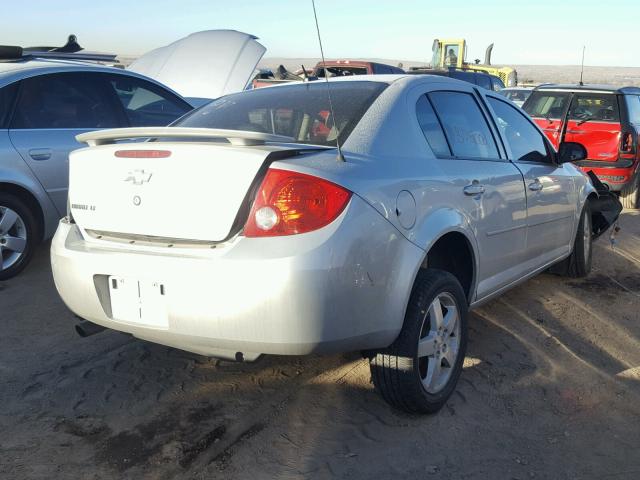 1G1AL58F487211134 - 2008 CHEVROLET COBALT LT SILVER photo 4