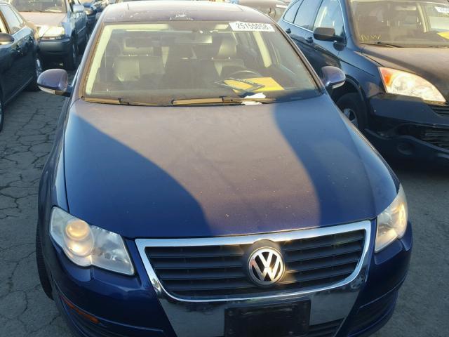 WVWEK73C96P078369 - 2006 VOLKSWAGEN PASSAT 2.0 BLUE photo 9