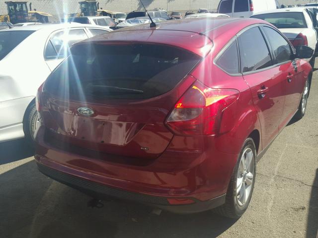 1FADP3K22EL162513 - 2014 FORD FOCUS SE RED photo 4