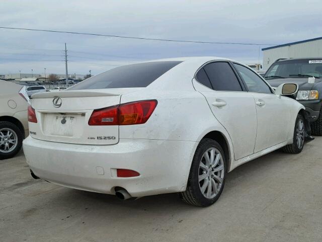 JTHCK262662006859 - 2006 LEXUS IS 250 WHITE photo 4