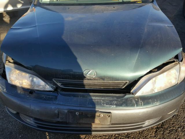 JT8BF22G4V0077022 - 1997 LEXUS ES 300 GREEN photo 7