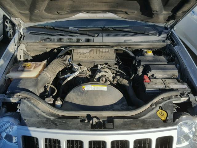 1J8GR48K49C521549 - 2009 JEEP GRAND CHER SILVER photo 7