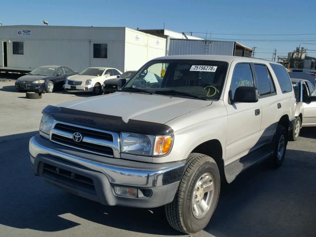 JT3GM84R6X0037403 - 1999 TOYOTA 4RUNNER SILVER photo 2