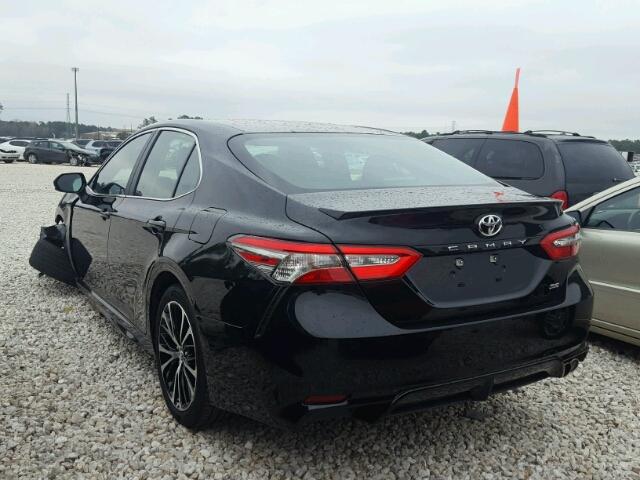 4T1B11HK5JU533694 - 2018 TOYOTA CAMRY L BLACK photo 3