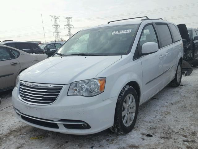 2C4RC1BG7ER440955 - 2014 CHRYSLER TOWN & COU WHITE photo 2