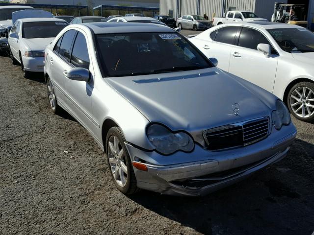 WDBRF64J94F459525 - 2004 MERCEDES-BENZ C 320 SILVER photo 1