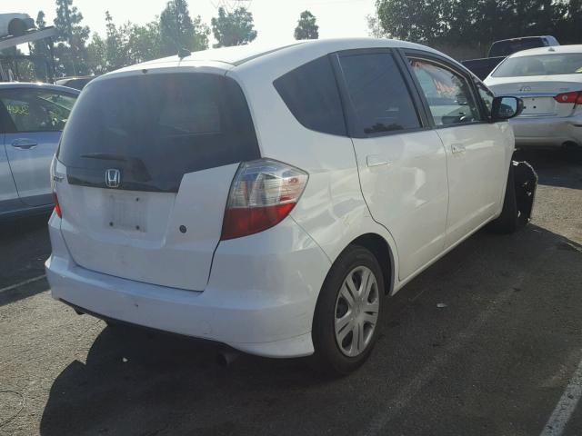 JHMGE88299S057057 - 2009 HONDA FIT WHITE photo 4