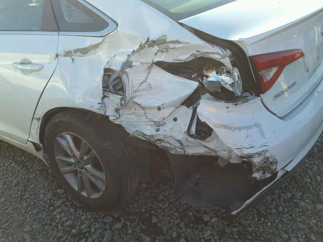 5NPE24AF0GH334939 - 2016 HYUNDAI SONATA SE WHITE photo 9