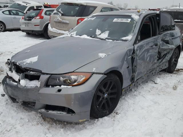 WBAVB13566PT10941 - 2006 BMW 325 I GRAY photo 2