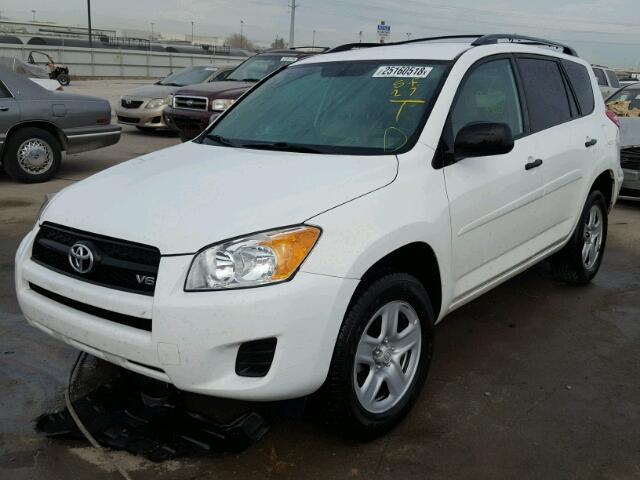 2T3BK4DV3BW058800 - 2011 TOYOTA RAV4 WHITE photo 2