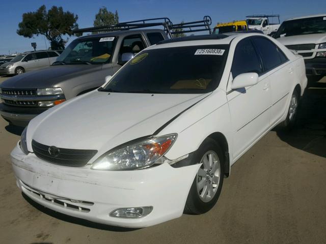 4T1BF32K13U045545 - 2003 TOYOTA CAMRY LE WHITE photo 2