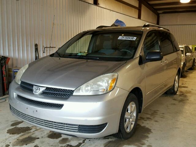 5TDZA23C45S267880 - 2005 TOYOTA SIENNA CE SILVER photo 2