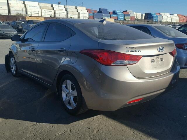 5NPDH4AE4DH419599 - 2013 HYUNDAI ELANTRA GL GOLD photo 3