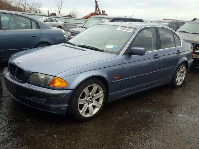 WBAAM533XYFR15780 - 2000 BMW 328 I BLUE photo 2