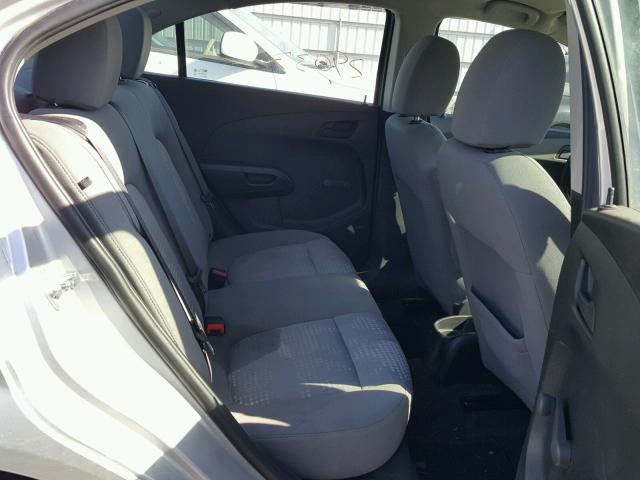 1G1JB5SG0G4154483 - 2016 CHEVROLET SONIC LS 银色 照片 6
