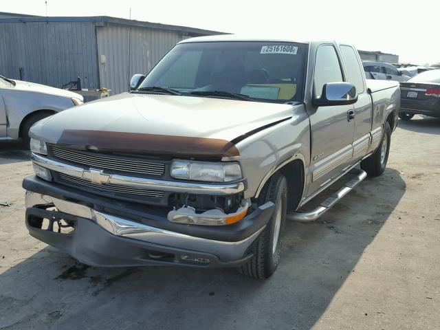 2GCEC19T911111863 - 2001 CHEVROLET SILVERADO TAN photo 2