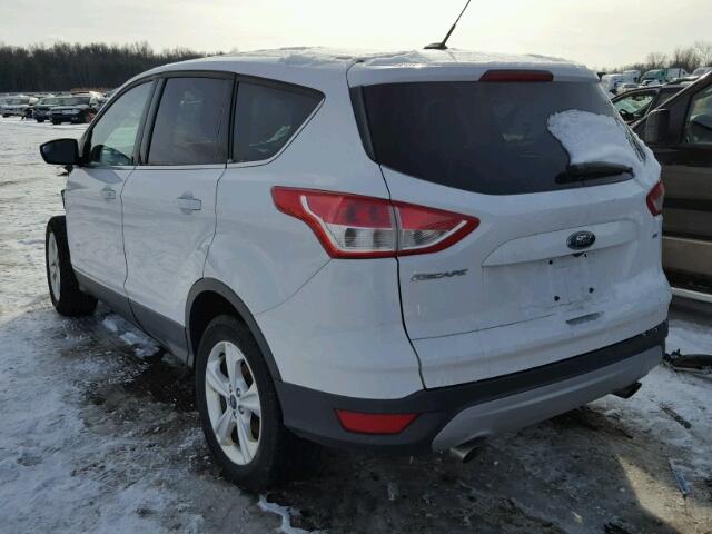 1FMCU0G70GUB33022 - 2016 FORD ESCAPE SE WHITE photo 3