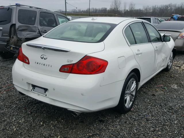 JN1CV6AP2BM302983 - 2011 INFINITI G37 BASE WHITE photo 4