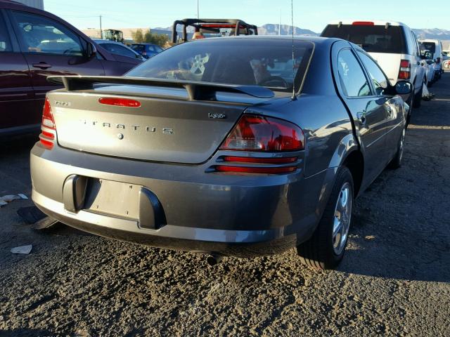 1B3EL46XX5N567563 - 2005 DODGE STRATUS SX CHARCOAL photo 4