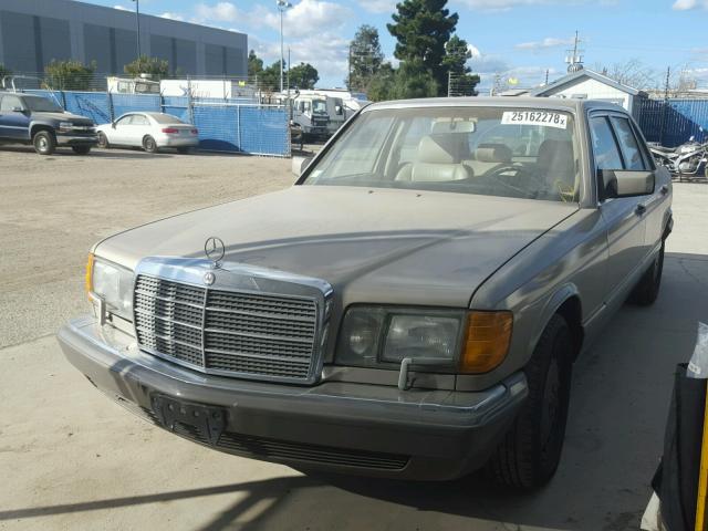 WDBCA25D4LA513198 - 1990 MERCEDES-BENZ 300 SEL BEIGE photo 2