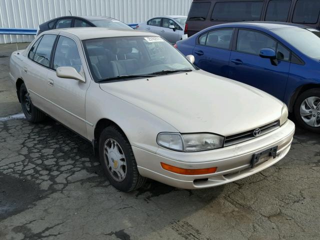 4T1VK12E5NU029021 - 1992 TOYOTA CAMRY LE BEIGE photo 1